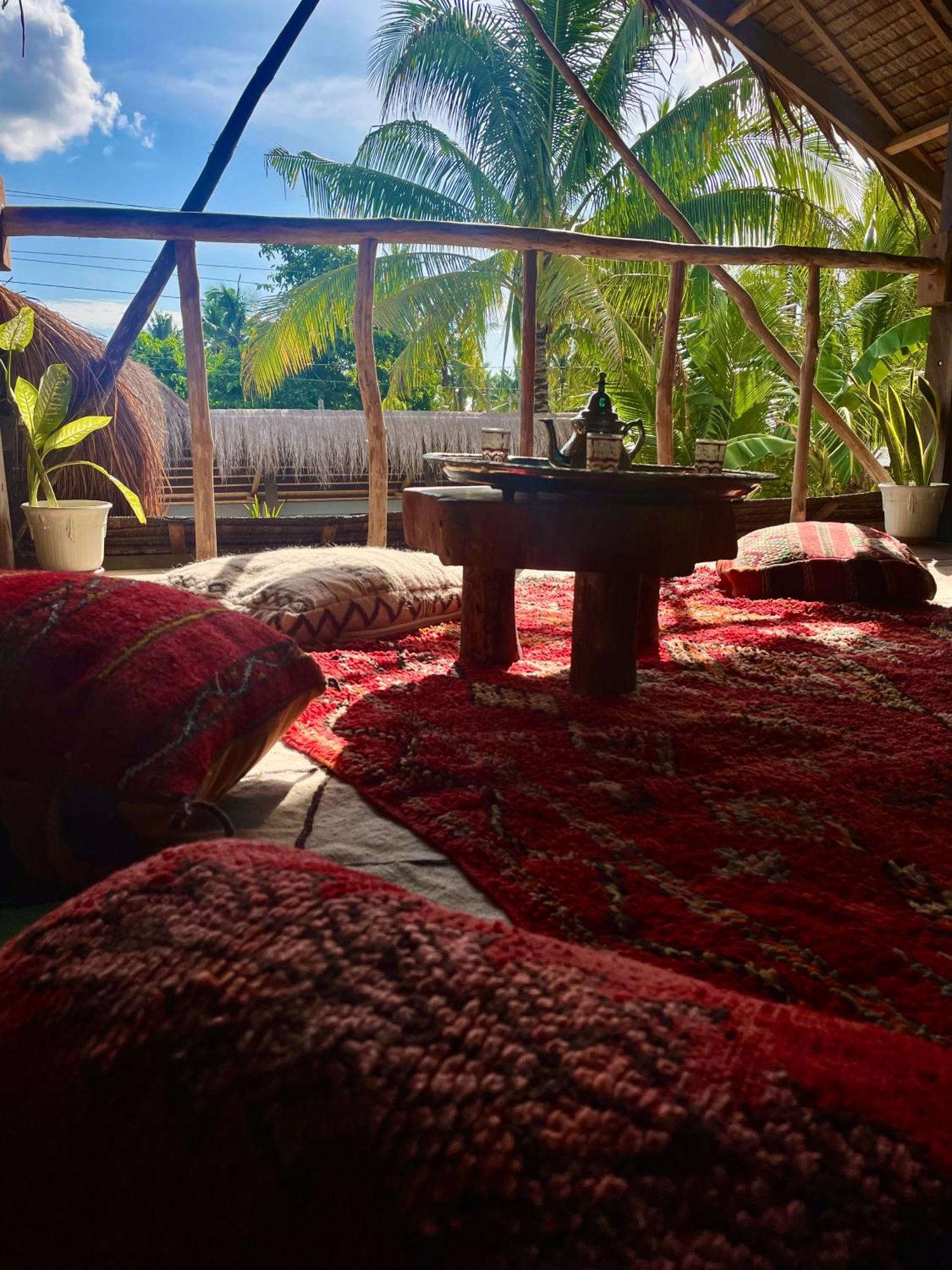 Отель La Boheme Boutique Glamping Генерал-Луна Экстерьер фото