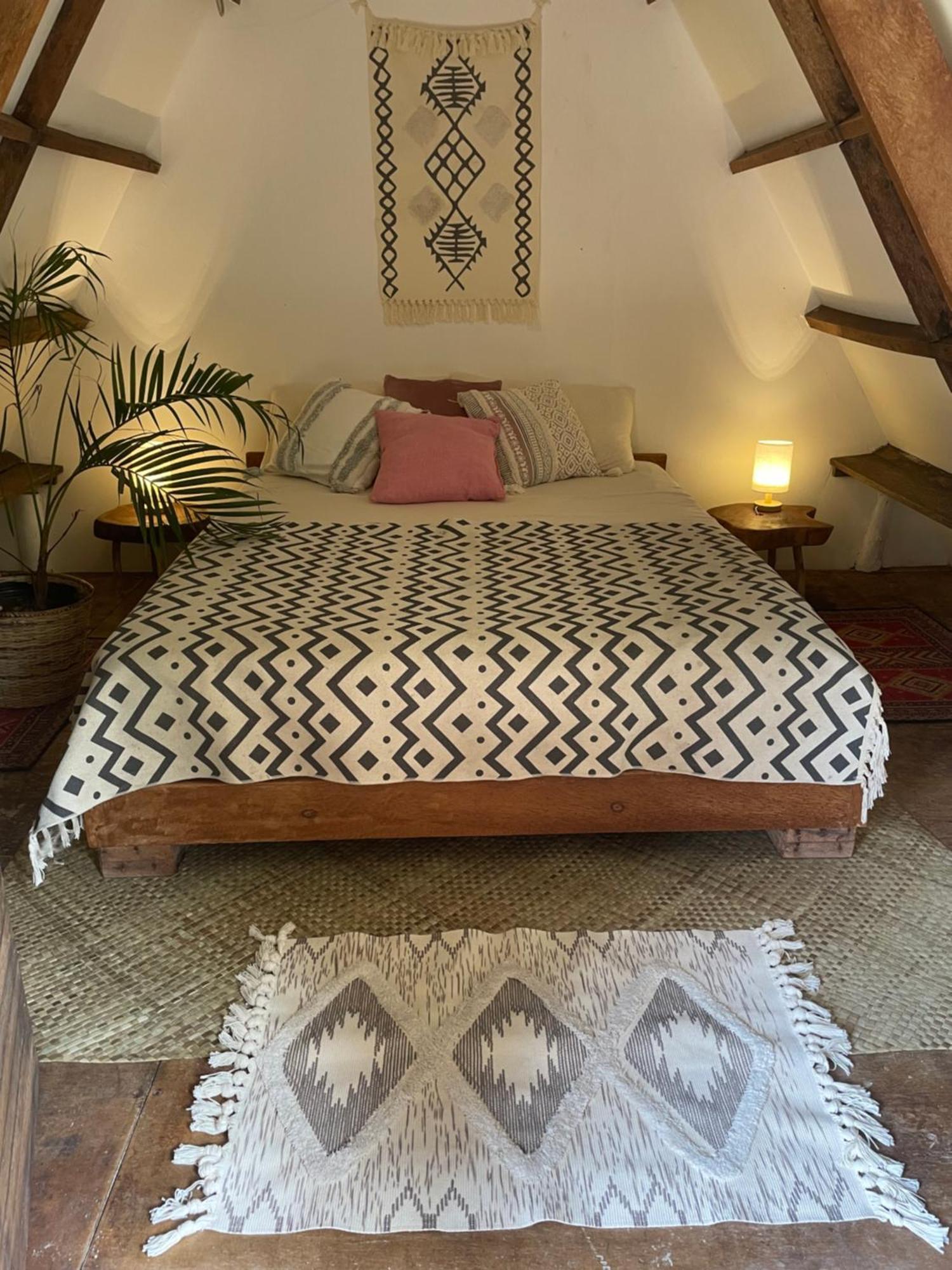 Отель La Boheme Boutique Glamping Генерал-Луна Экстерьер фото