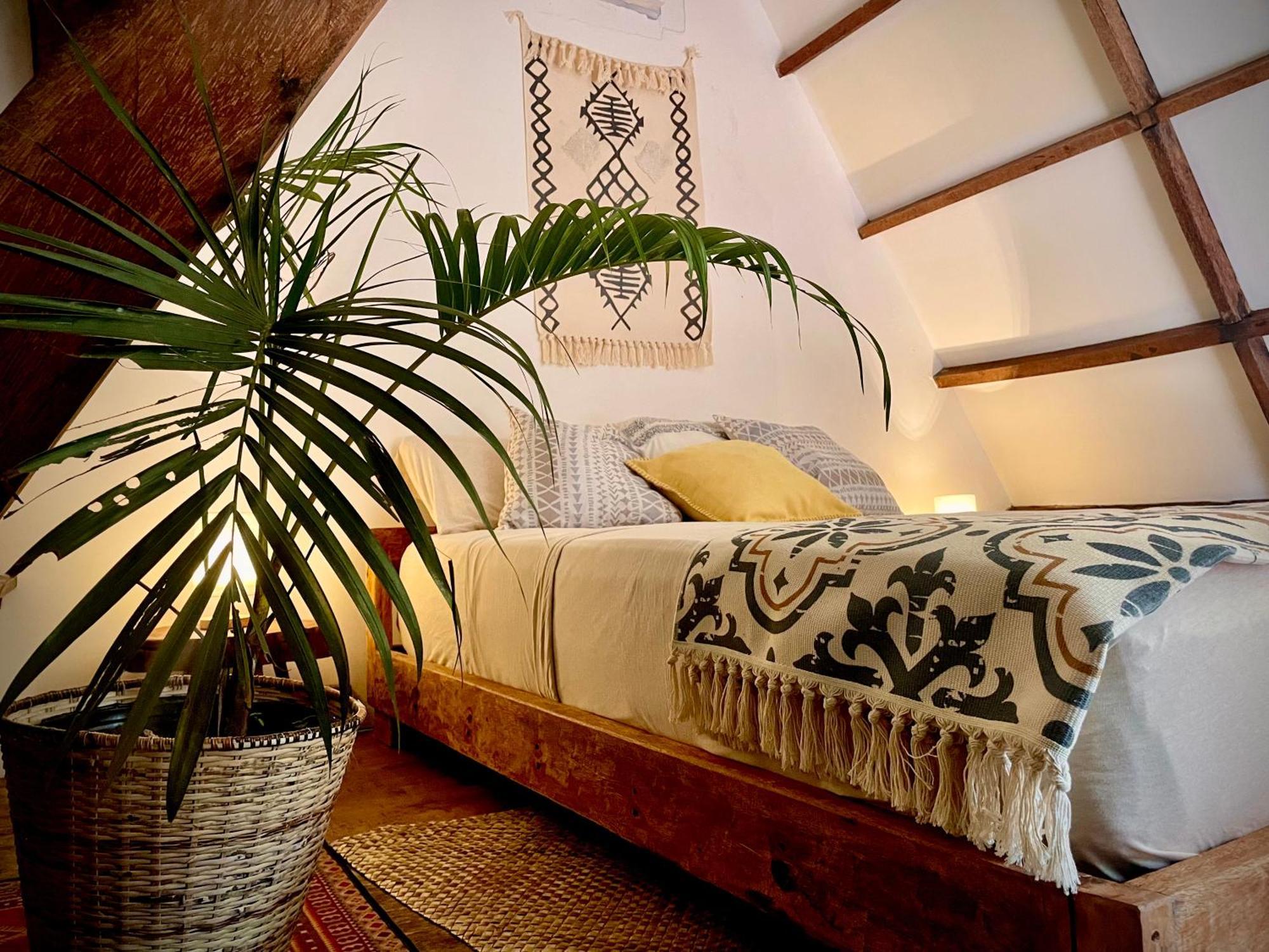 Отель La Boheme Boutique Glamping Генерал-Луна Экстерьер фото