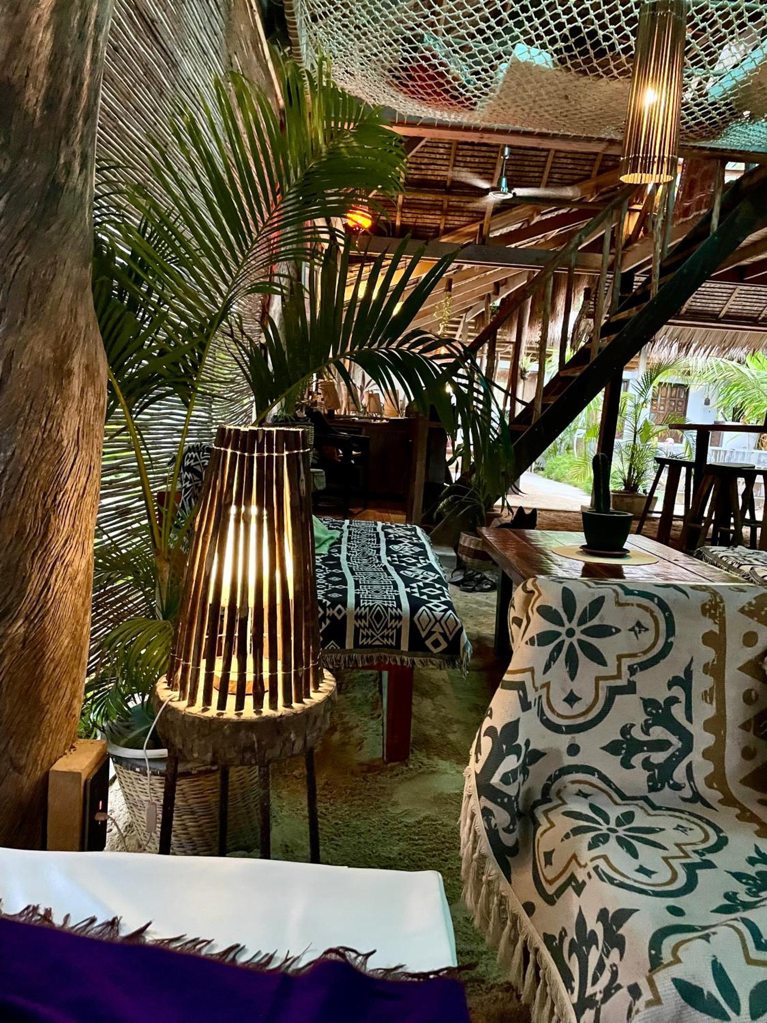 Отель La Boheme Boutique Glamping Генерал-Луна Экстерьер фото
